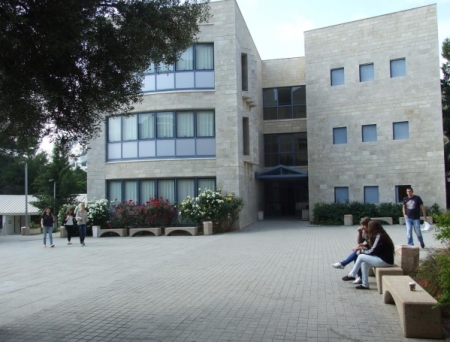 חשמלאי מתח גבוה